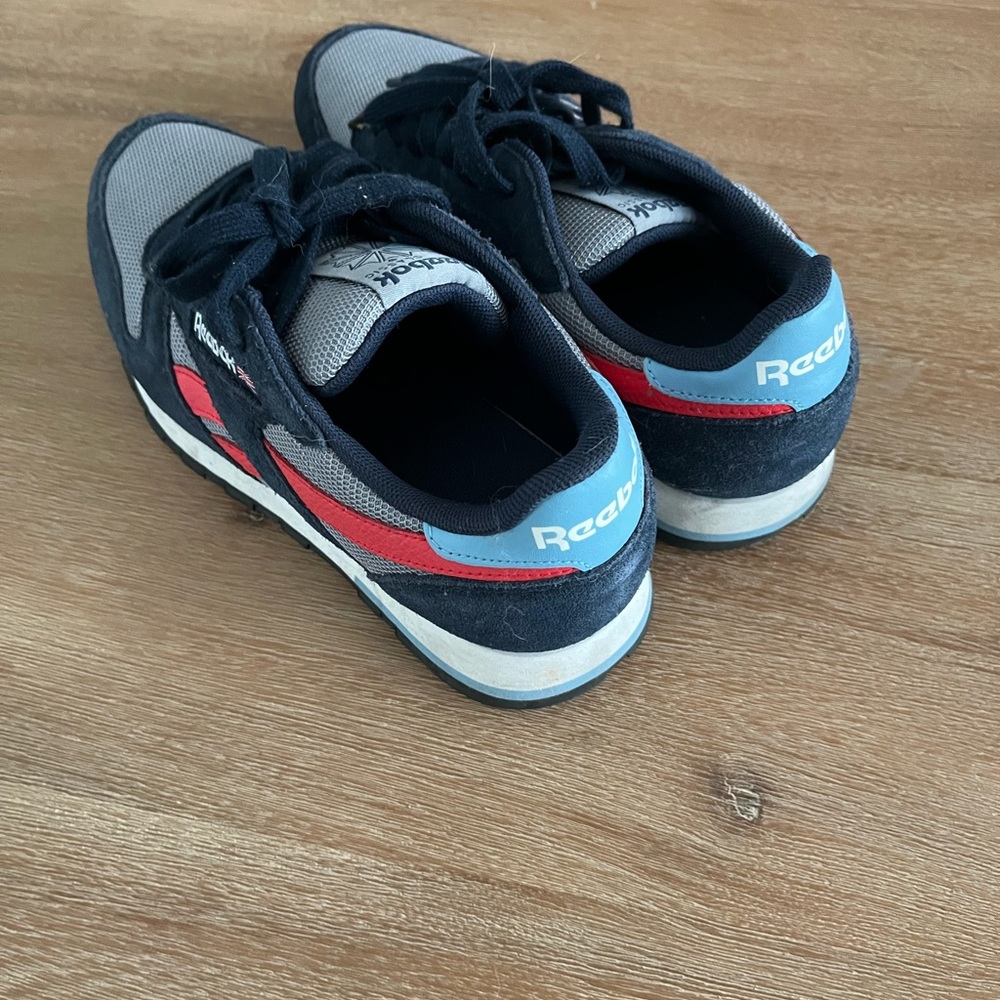 Reebok classic - blue and orange flare. Size 7.5